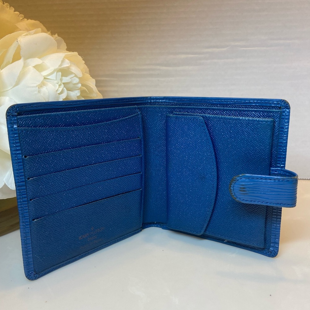 Authentic Louis Vuitton Blue Epi Porte-Billets Compact Wallet Toledo Luxury